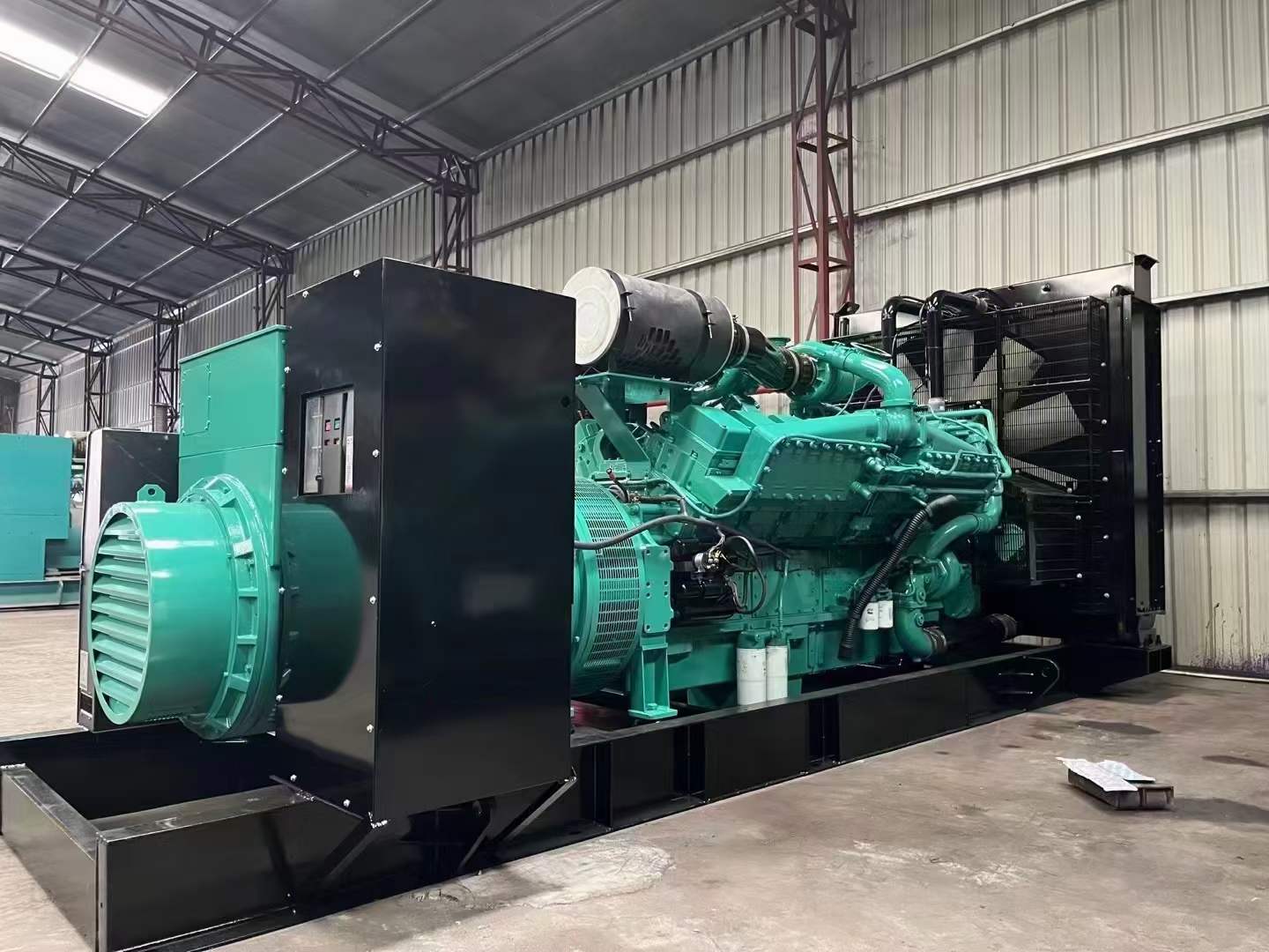 吐鲁番如何降低 800kW 柴油发电机输出电流的波动？