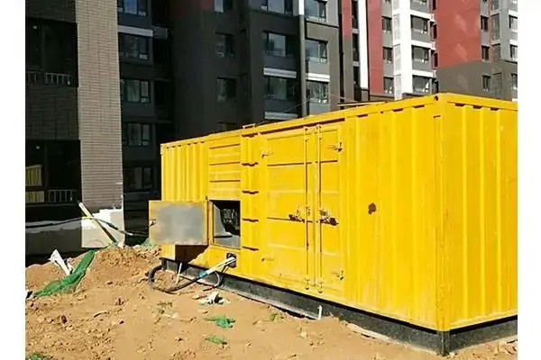 吐鲁番发电机租赁中燃油压力过低会对发动机的哪些部件造成损坏？